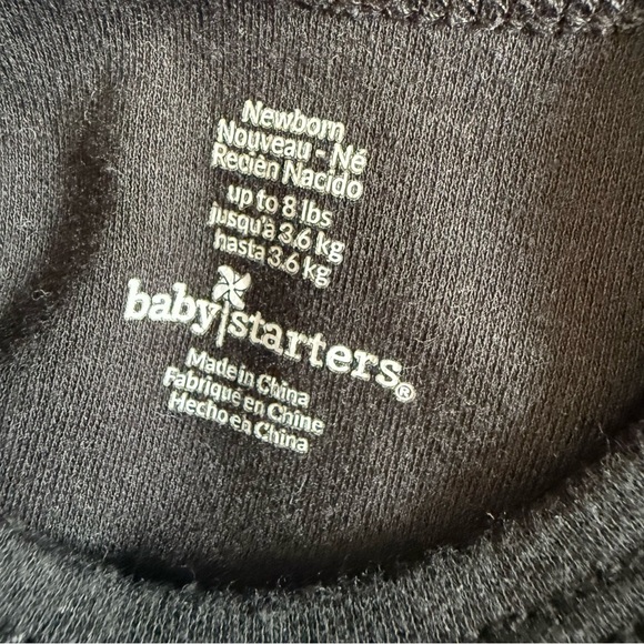 NWOT BABY STARTERS BLACK SHORT SLEEVE GRAPHIC ONESIE / BODYSUIT SIZE NEWBORN - Picture 5 of 5